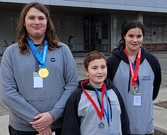 Matei-from-SMS-Aila-from-Sullivan-and-Koda-Gunn-with-GOLD-from-Jackson-1729392550-e1675099556645