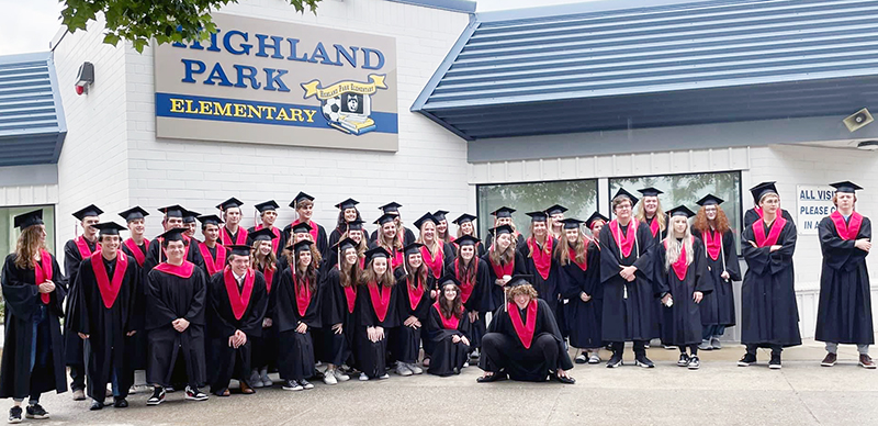 PVSS-grads-at-Highland-Park