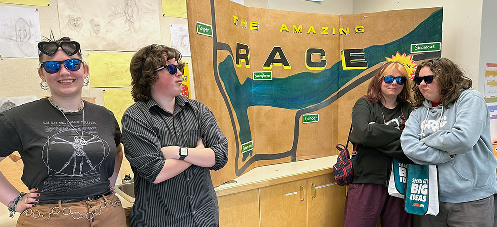 Amazing-Race-poster-people