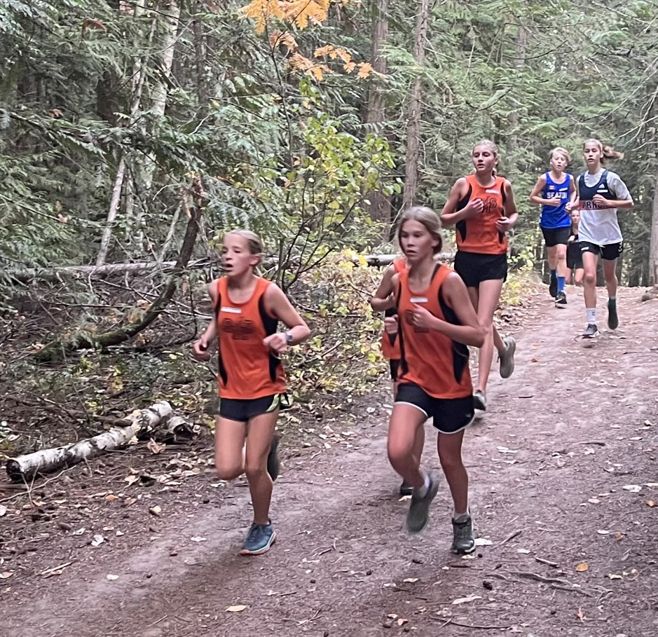 pack-of-girl-racers
