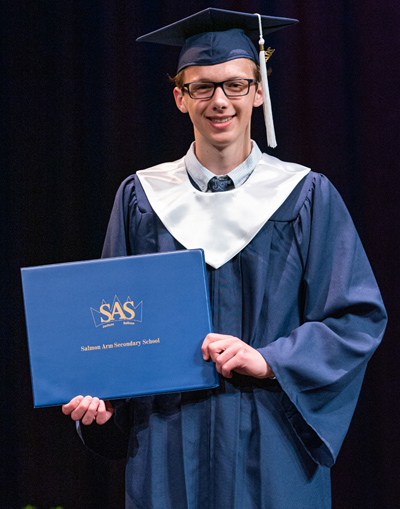 15-SAS-GRAD-2020-17-1130AM-KB2_4534