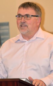 reid-findlay-at-meeting