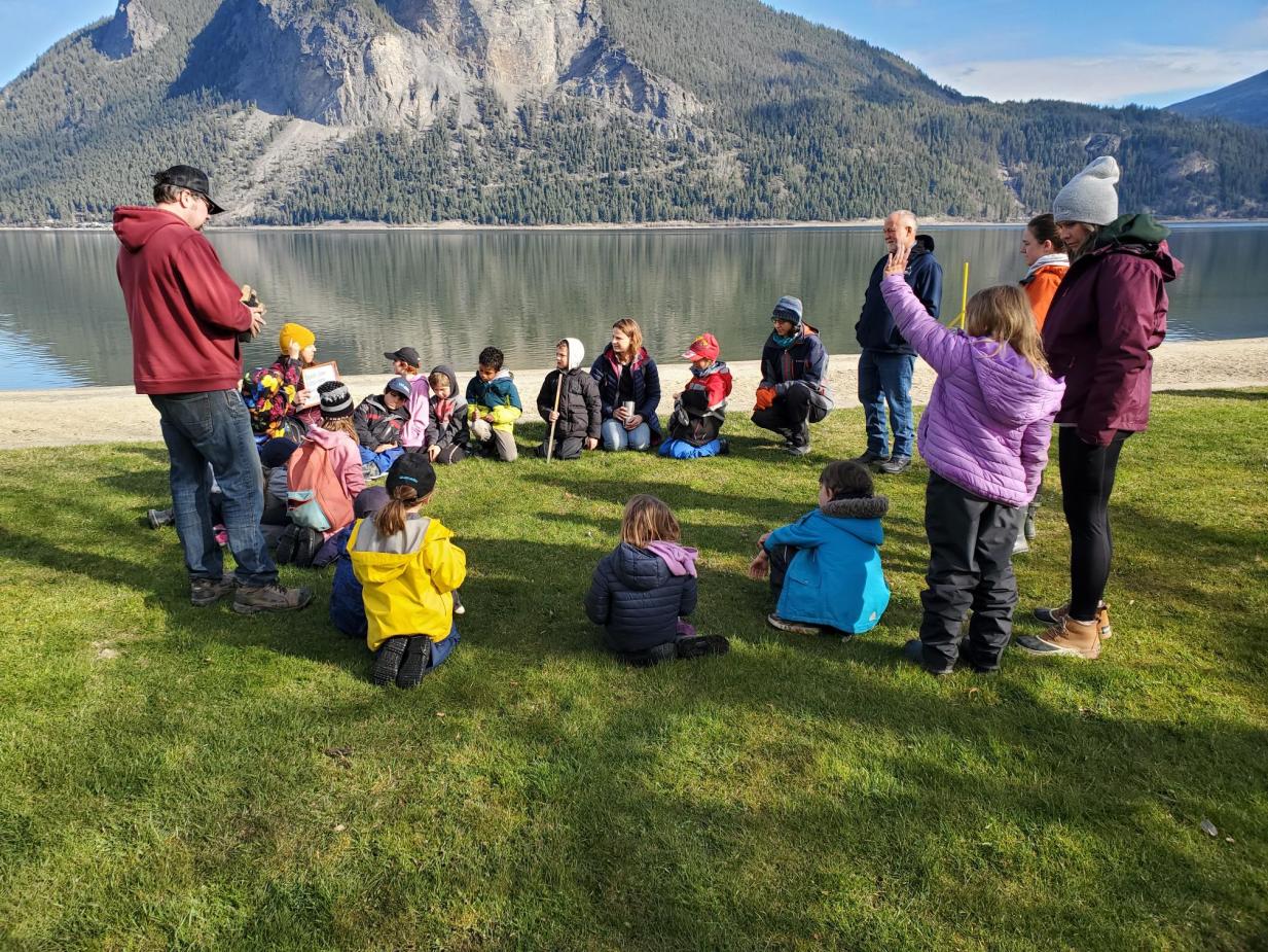 SCa-kids-in-circle-1